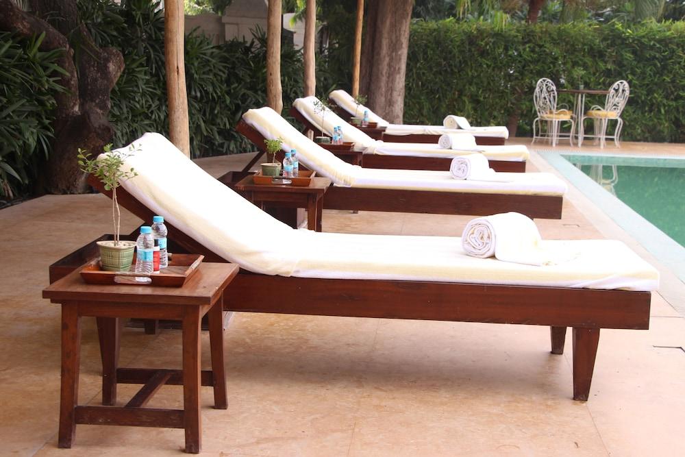Saraca Hotel לקנאו מראה חיצוני תמונה